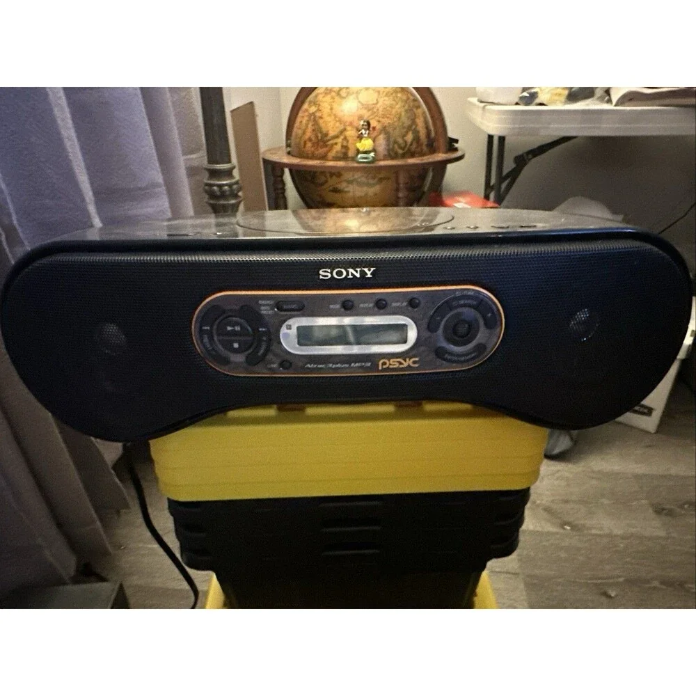 Sony Boombox ZS-SN10 Atrac3plus Psyc Radio AM FM CD MP3 TESTED WORKS